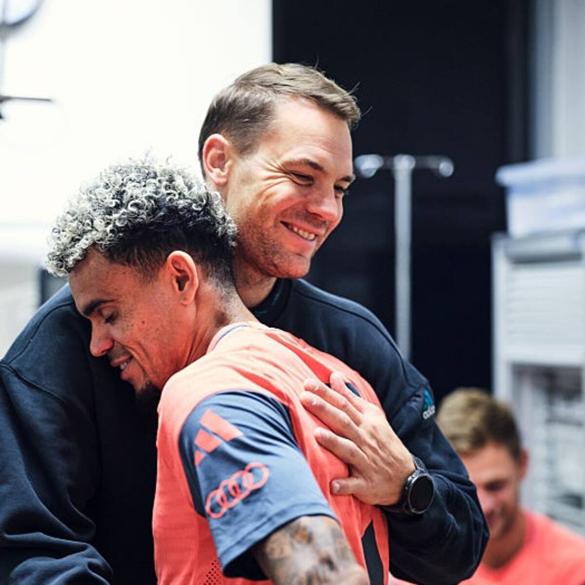 Manuel Neuer, encantando con Luis Díaz: “De los mejores con los que he jugado”