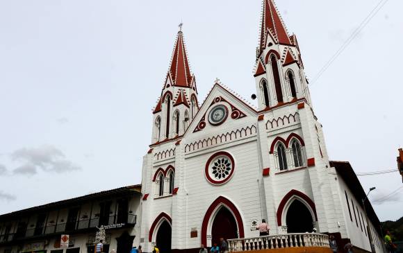 Basílica Menor de Nuestra Señora del Carmen, La Ceja, Antioquia - Colprensa