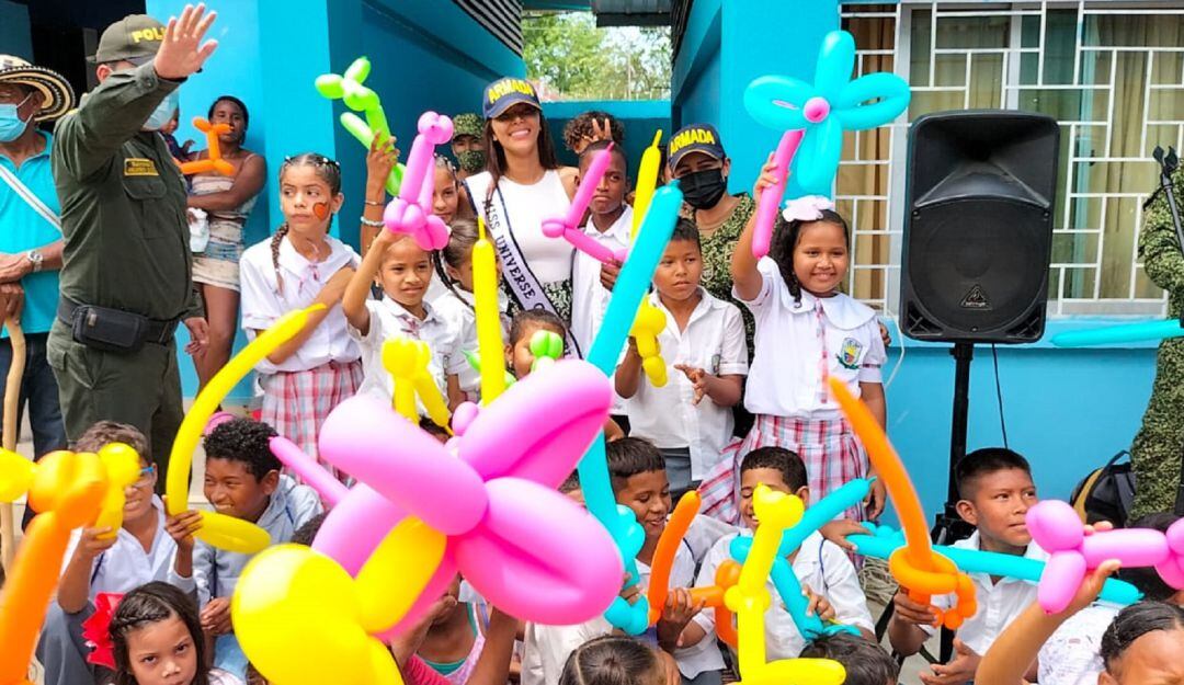 La Armada apoya a familias vulnerables del Golfo de Morrosquillo 