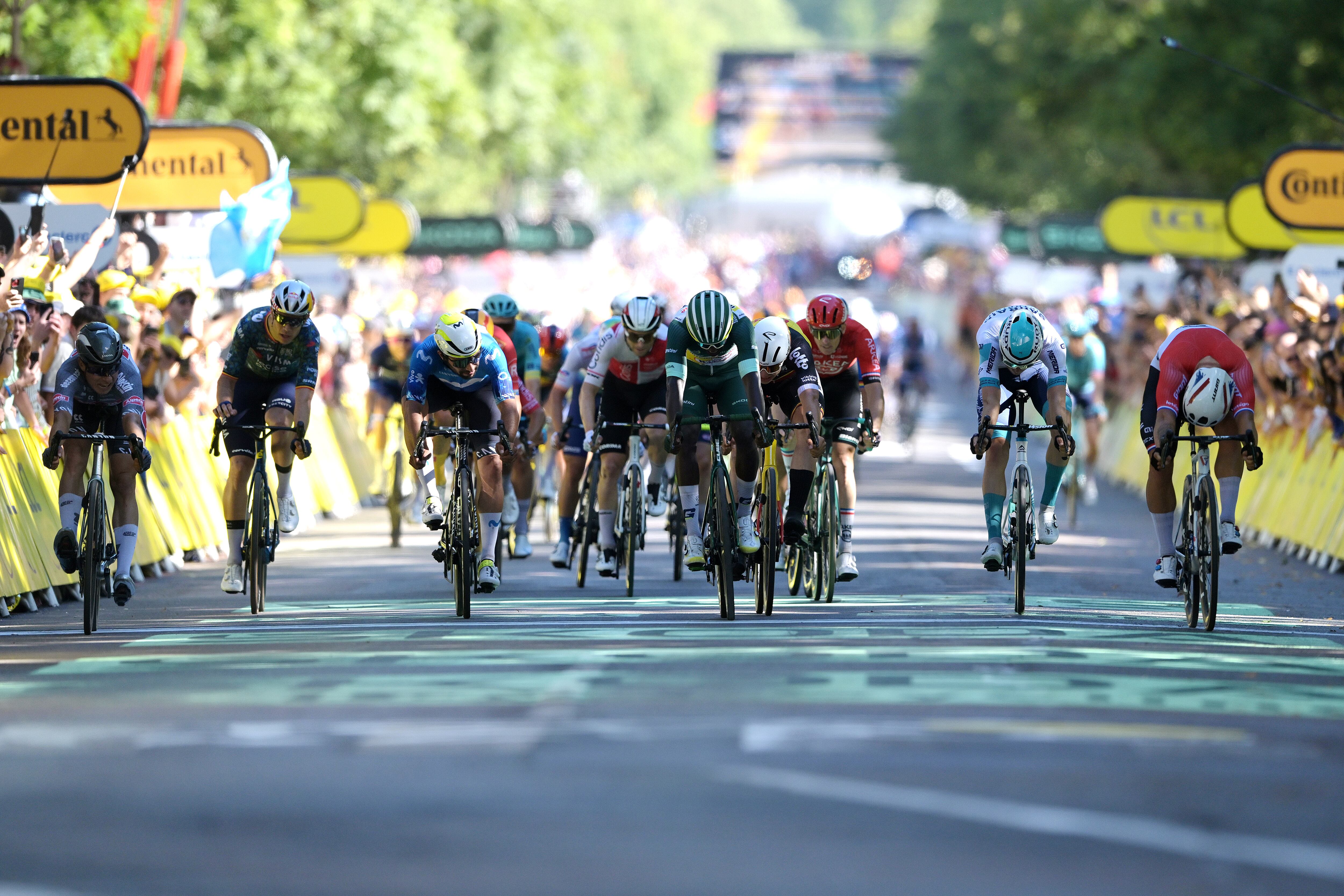 Fernando Gaviria en el embalaje de la sexta etapa del Tour de Francia. (Photo by Tim de Waele/Getty Images)
