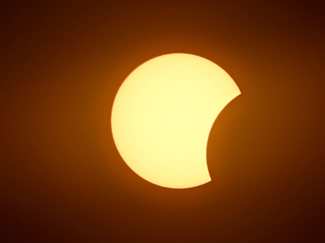 Así se vivió el eclipse solar total de este 12 de agosto. (Photo by Leon Neal/Getty Images)