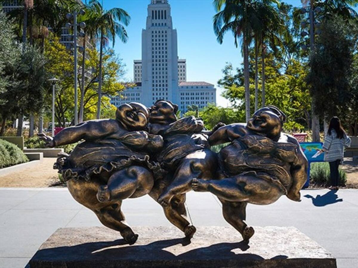 Bogotá se viste de arte: esculturas de Xu Hongfei se expondrán en la Plaza de Bolívar