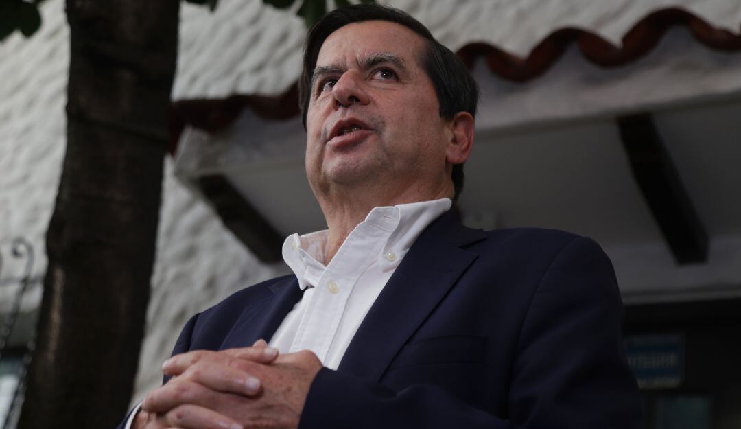 Centro Esperanza pide a Juan Fernando Cristo ser el director de campaña