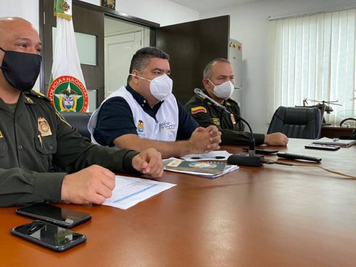 Toque de queda y ley seca en los 45 municipios de Bolívar