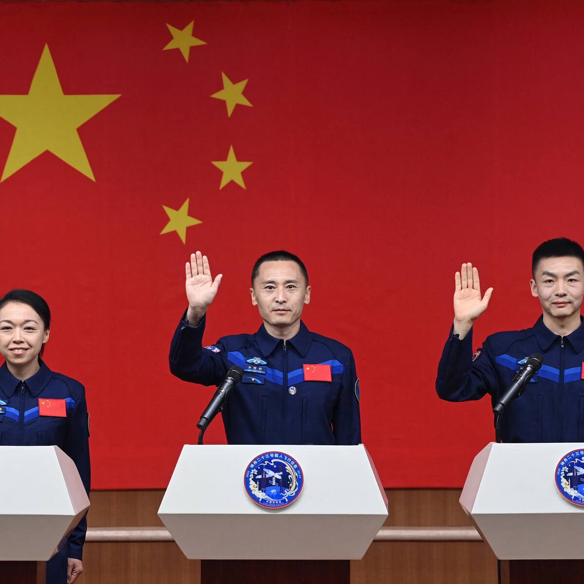 Misión espacial china despega con tres astronautas; uno de ellos pasará 1 año en órbita