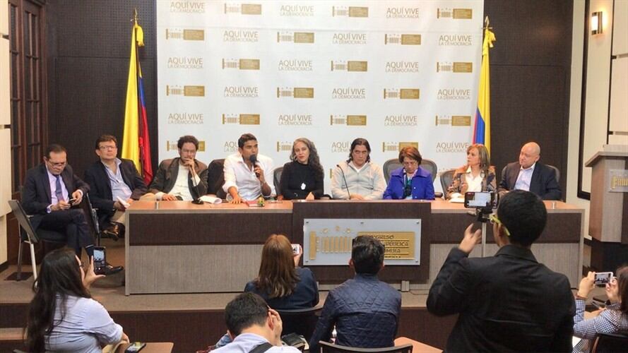 Partidos de oposición convocan a movilización el 7 de agosto. Foto: Colprensa