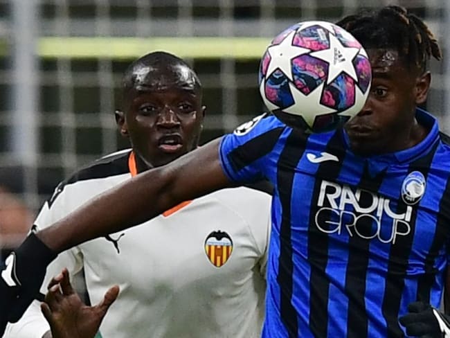 Atalanta goleó al Valencia con Duvan Zapata 15 minutos en el campo