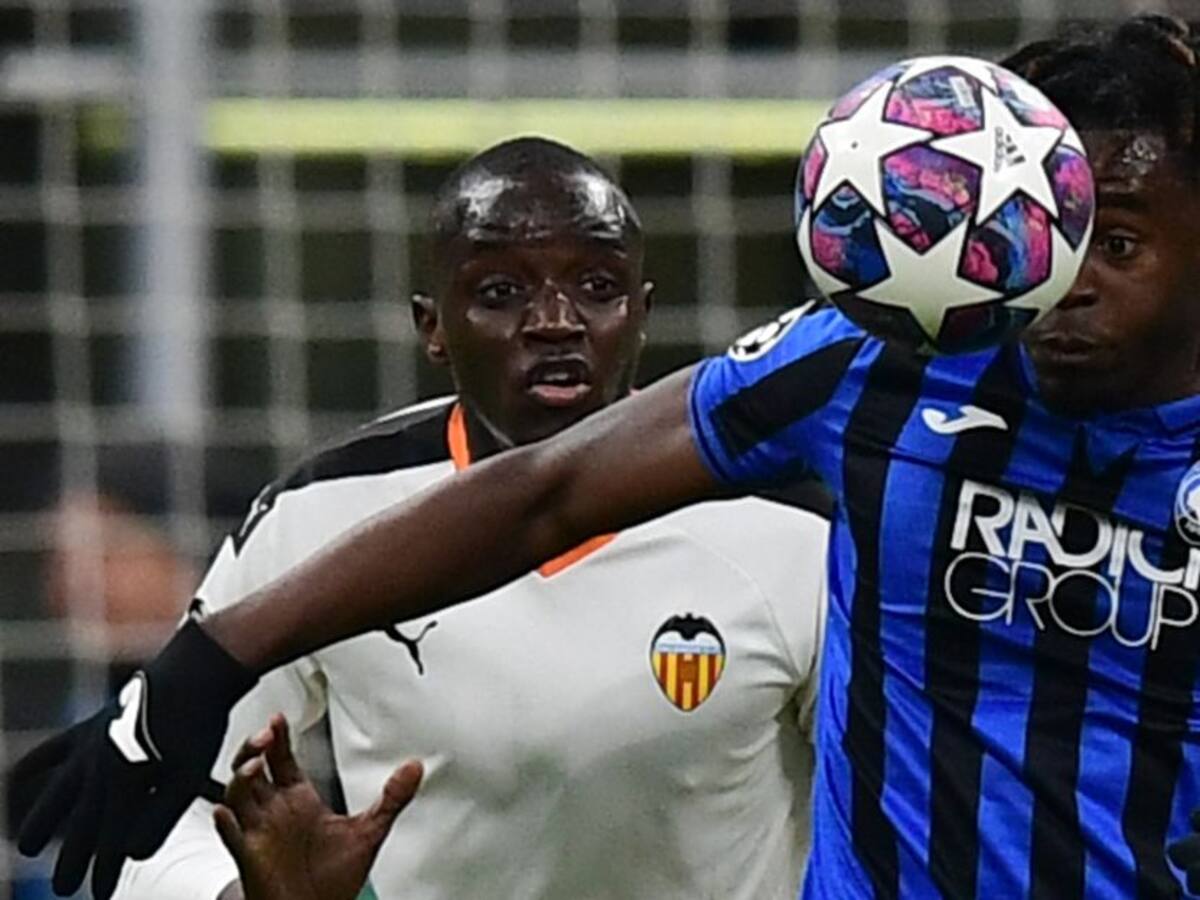 Atalanta goleó al Valencia con Duvan Zapata 15 minutos en el campo