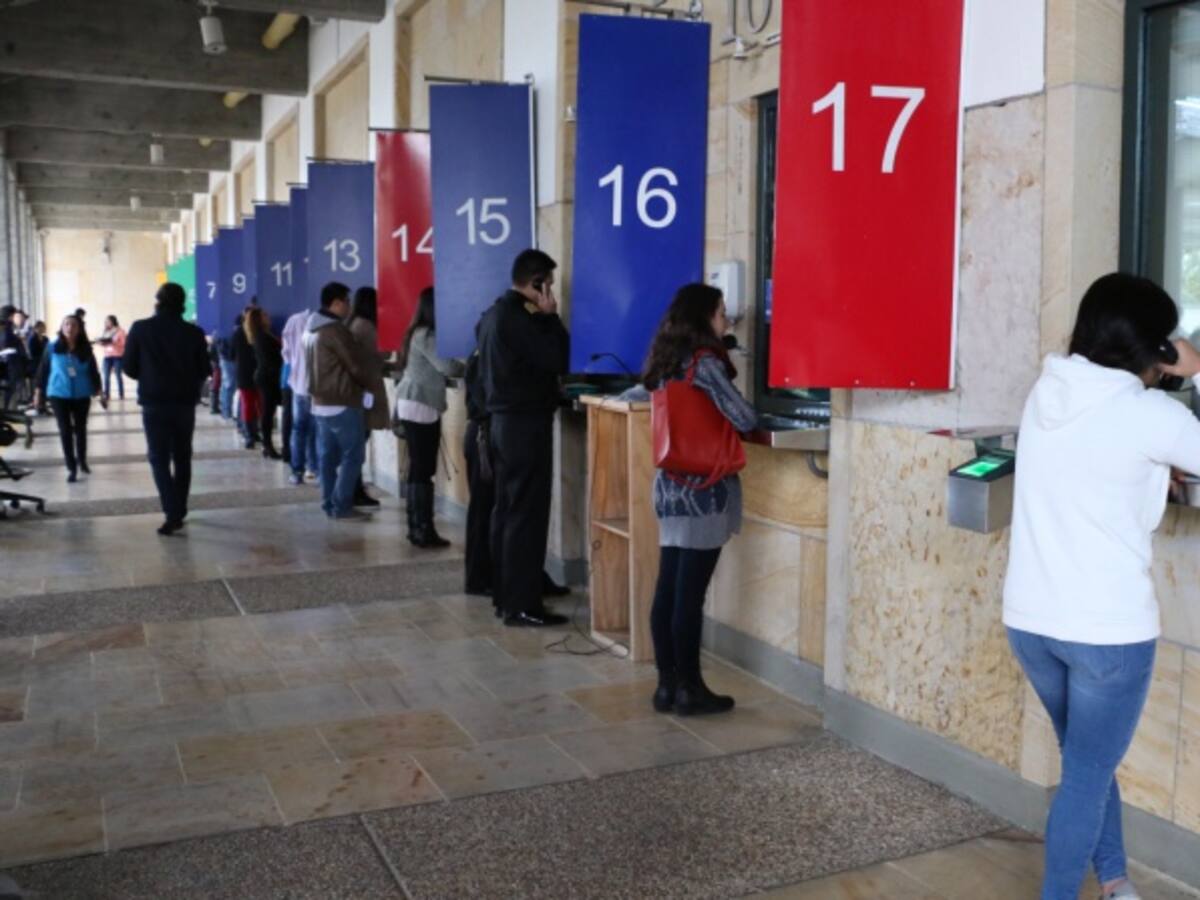 Dos colombianos deberán recibir pensiones de las embajadas de EEUU y Líbano