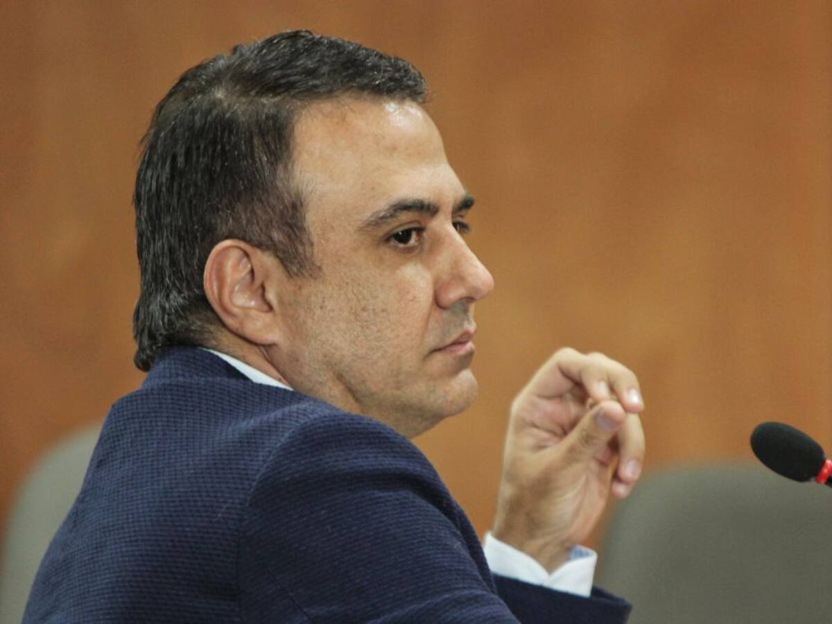 Fiscalía ordenó acelerar investigación contra exgobernador Edwin Besalie