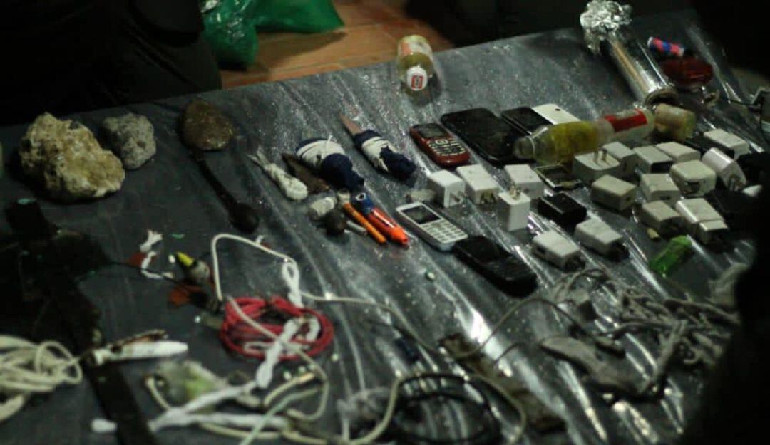 Los elementos incautados quedaron a disposición de las autoridades. 