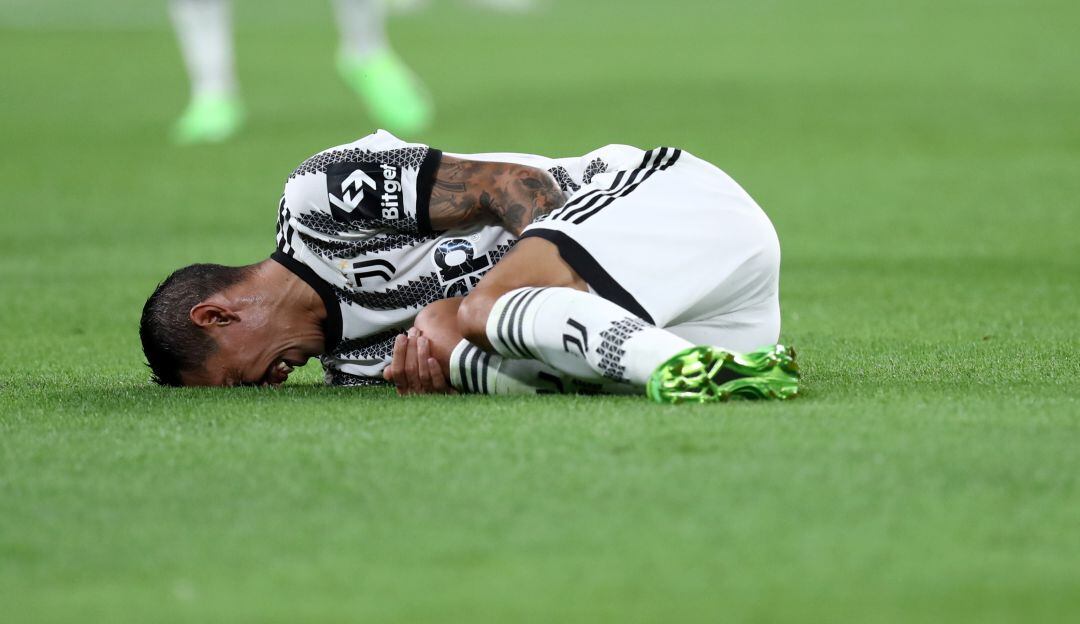Ángel Di María había marcado un gol y dado una asistencia antes de lesionarse en su debut.