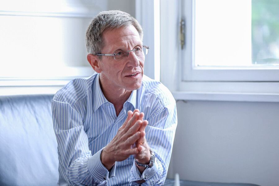 Emilio Archila habla sobre la implementación de los acuerdos de paz.