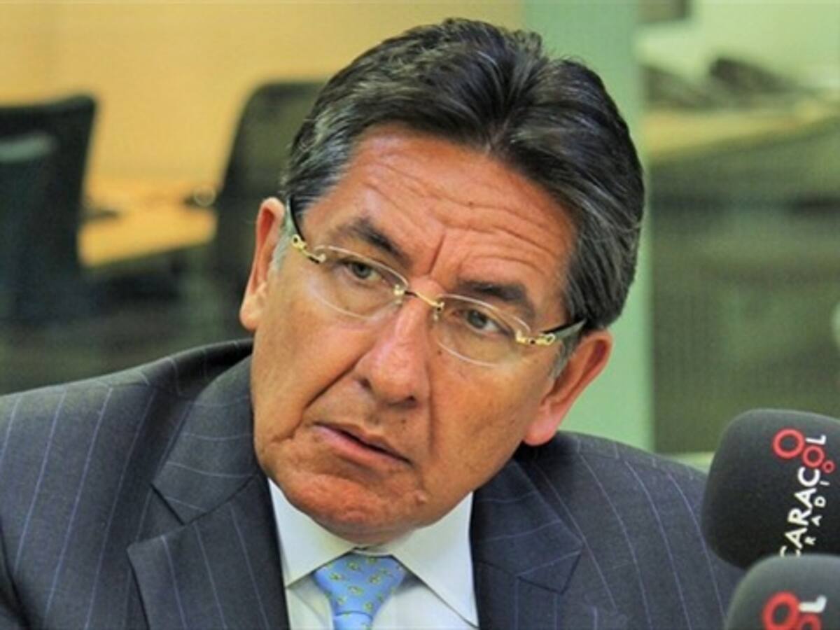 Santos pide investigar inmediatamente escándalo de la Corte Constitucional