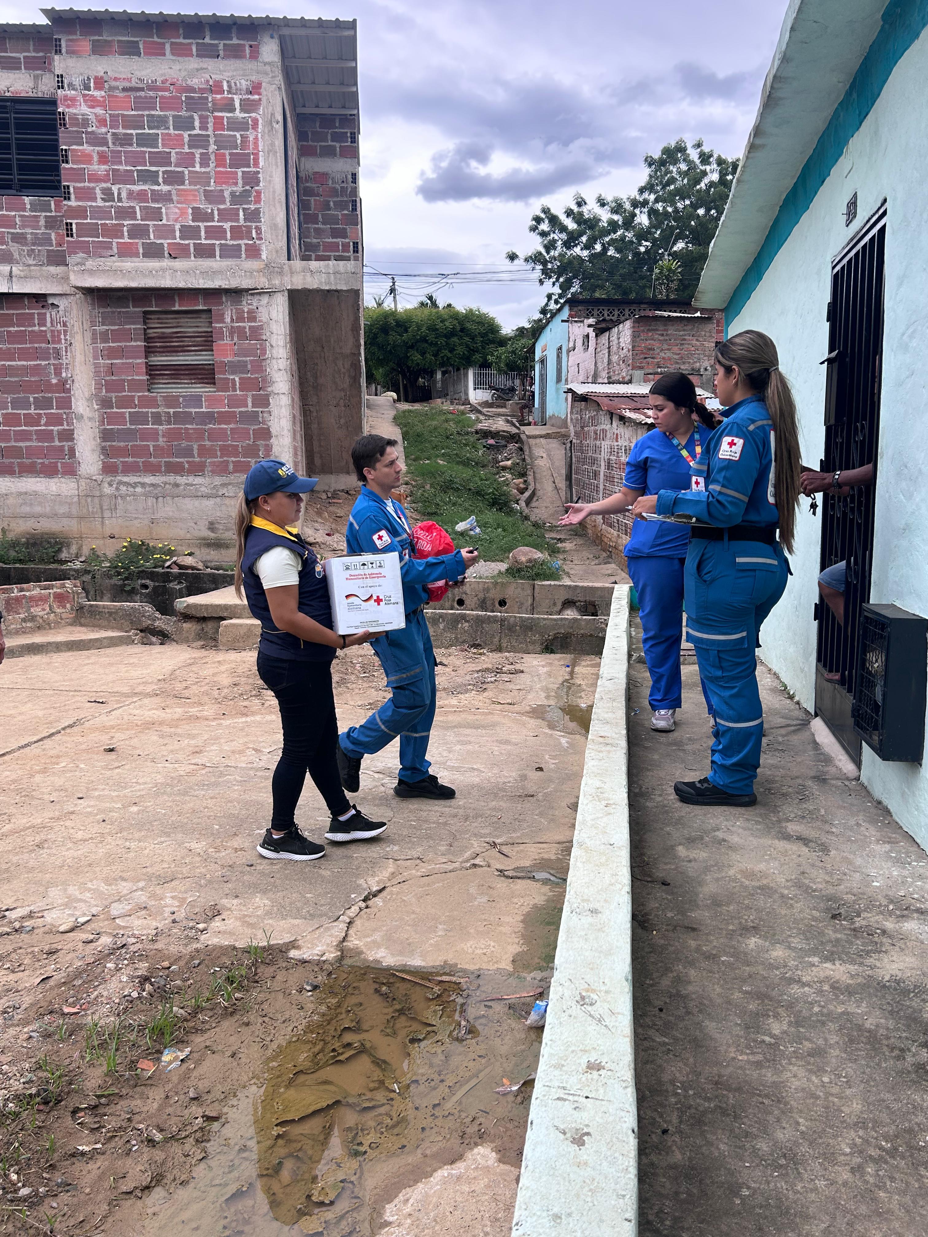 Entrega de ayudas humanitarias en Cúcuta. / Foto: Cortesía Alcaldía.