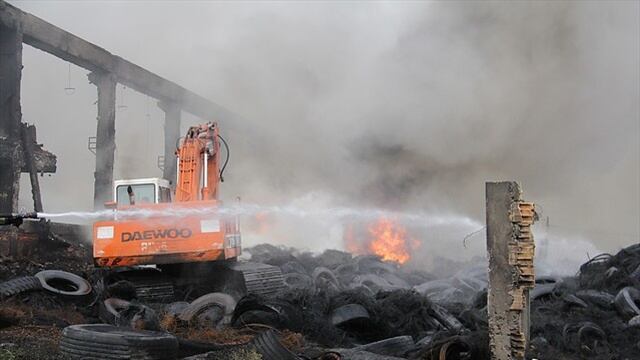 Incendio en Bodega de Fontibon. Foto: Colprensa.
