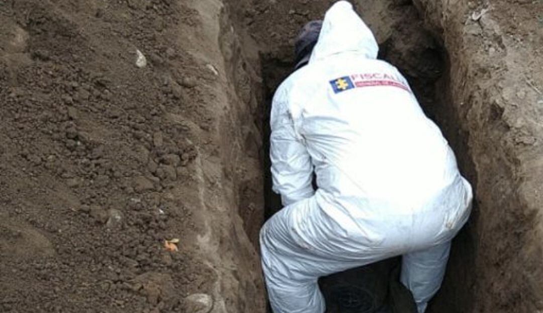 En la fosa común se encontraron 26 restos.