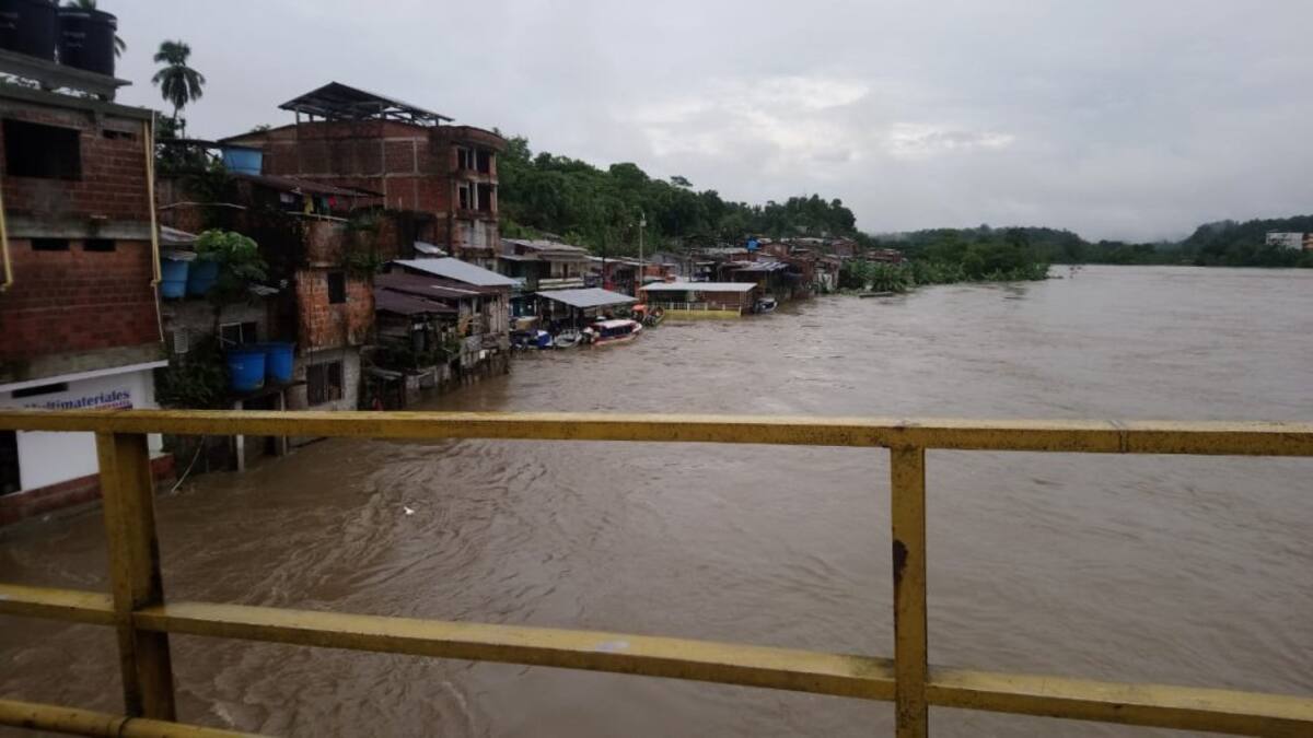 El municipio del Medio San Juan también se vio afectado, ya que ahí confluyen los ríos San Juan y Condoto
