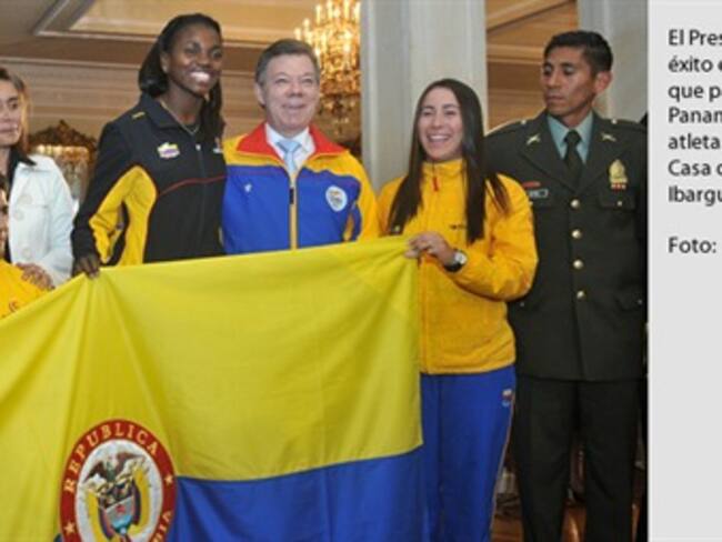 Presidente Santos entregó bandera a la delegación colombiana que participará en los Juegos Panamericanos