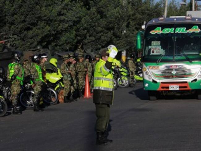 Cinco policías de carretera heridos en nuevo ataque en el Cauca