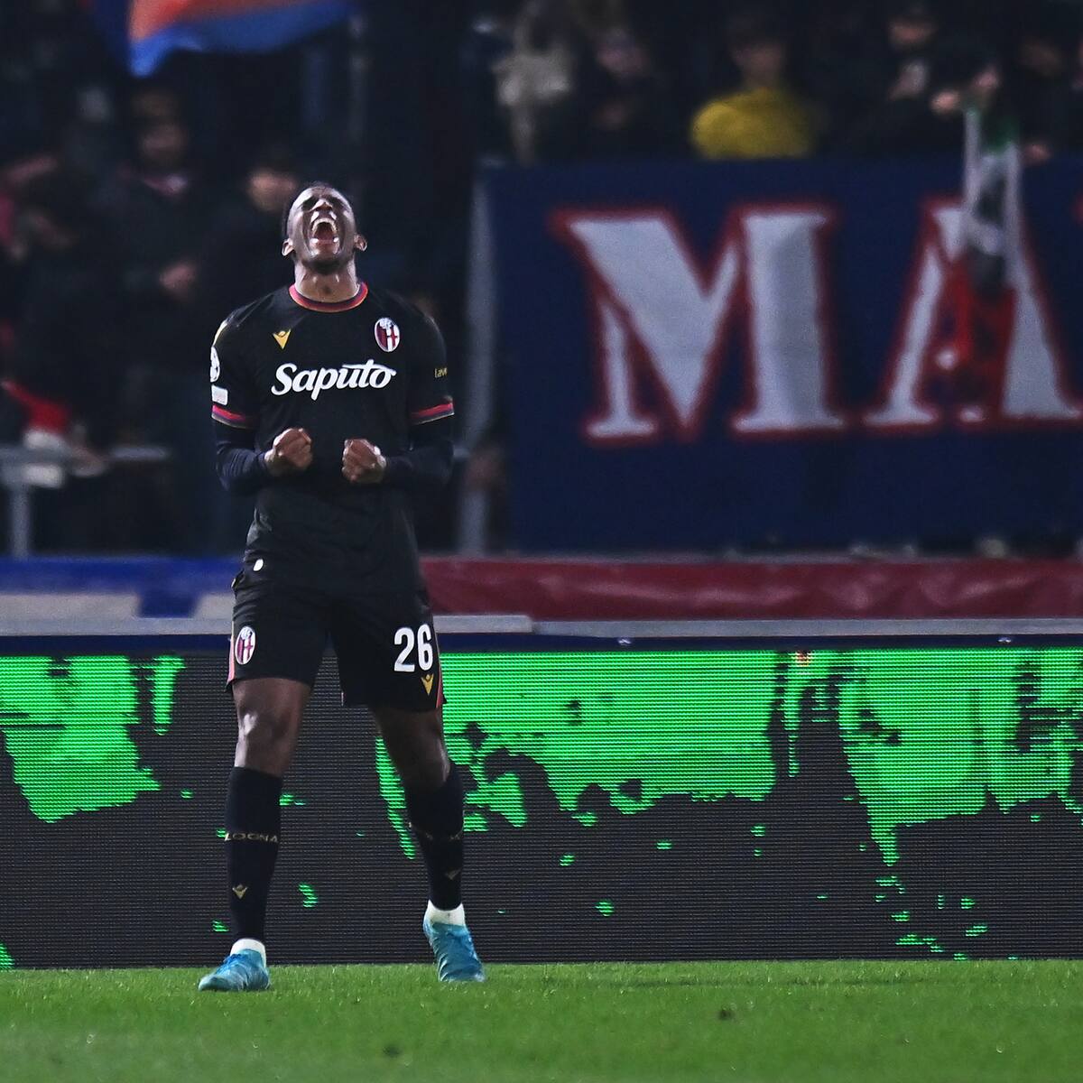 Jhon Janer Lucumí marca el primer gol de la historia de Bologna en Champions League: véalo