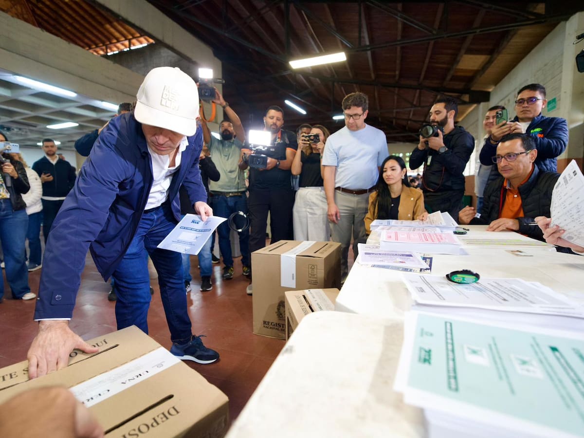 “Solo les sirve cuando ganan”: ‘Fico’ Gutiérrez ante declaraciones del presidente Petro