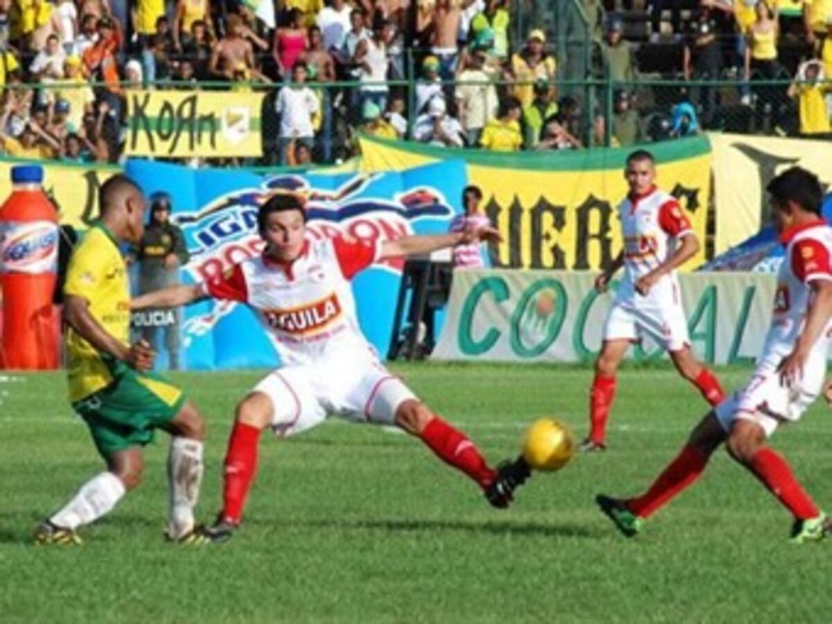 Santa Fe continua de líder pese a igualar 2- 2 con Real Cartagena, ganaron América y Nacional y perdió el Cúcuta