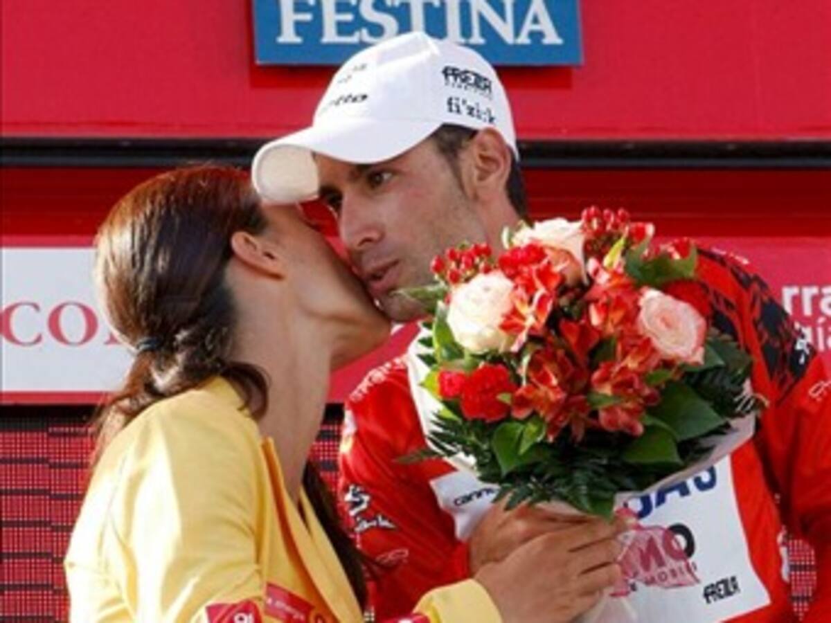 El italiano Vicenzo Nibali es nuevo líder de la Vuelta a España