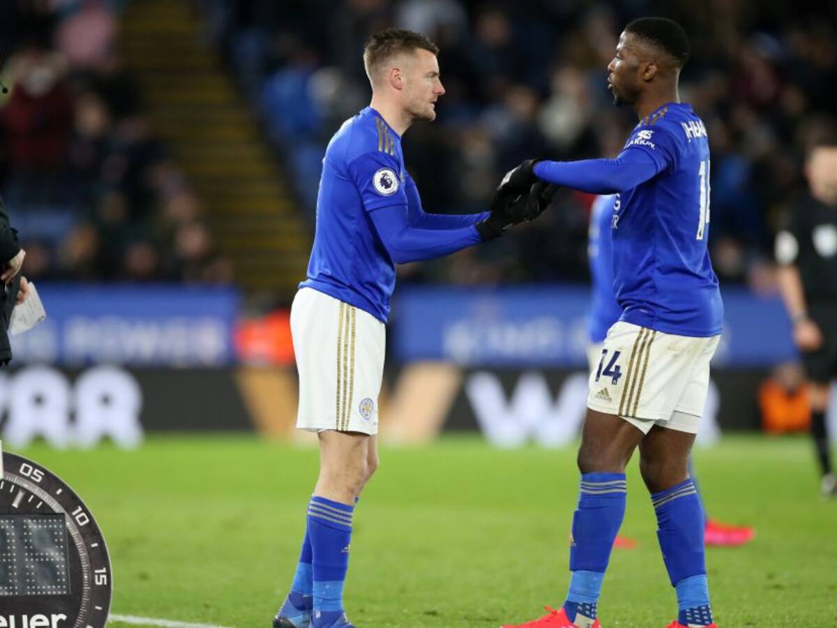 FIFA autoriza, de manera transitoria, los cinco cambios por equipo