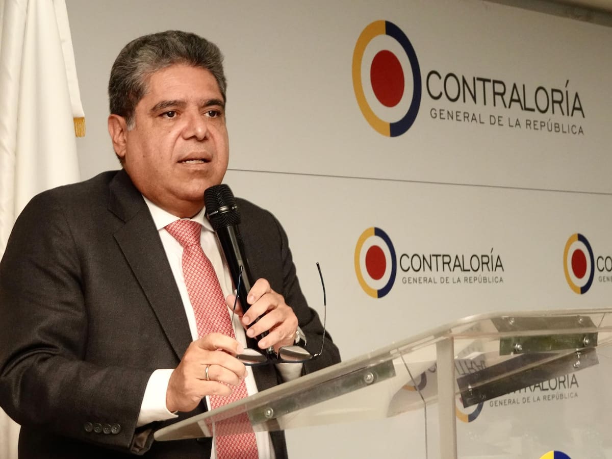 ¿Cree que en Colombia hay sanciones efectivas de la Contraloría a quienes roban recursos públicos?