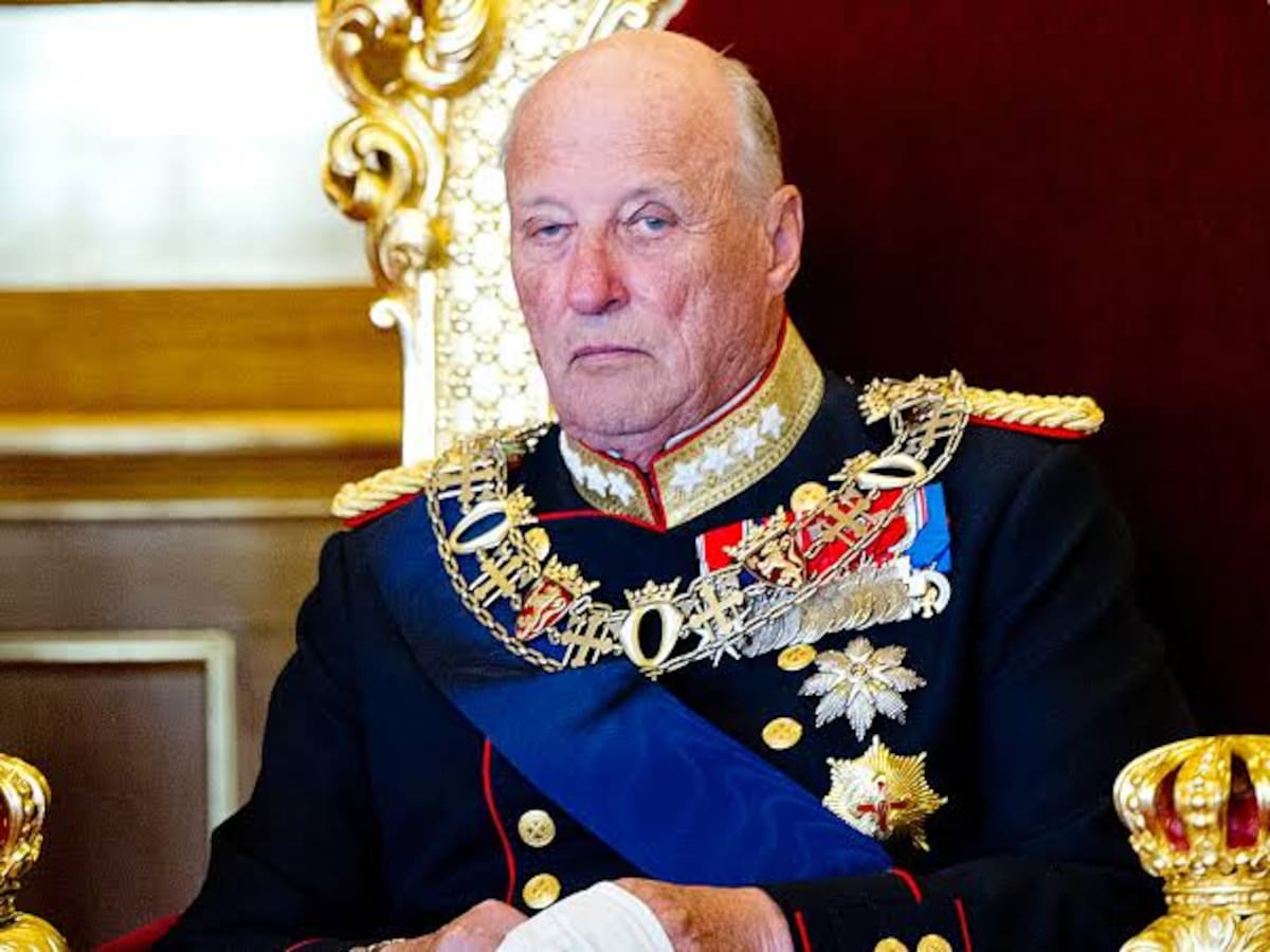 Salud del rey Harald de Noruega se agrava mientras permanece hospitalizado en Oslo