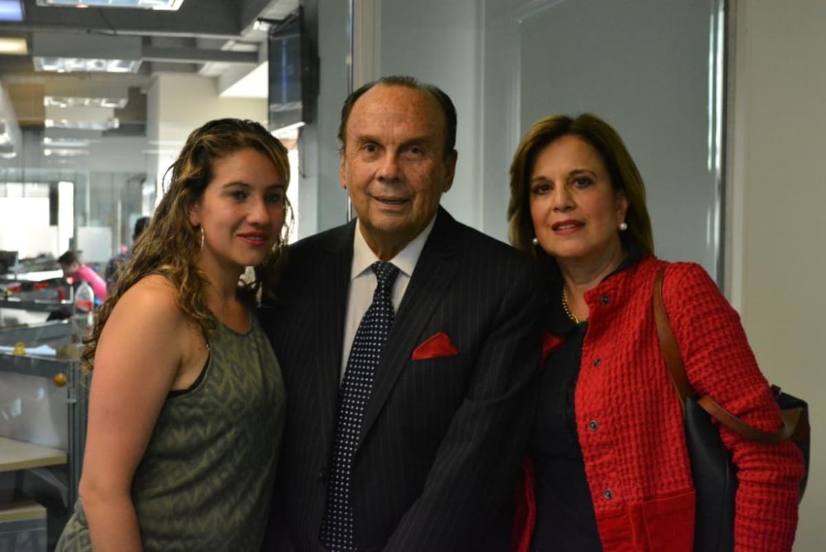 Neutral, inteligente y con humor fino, Peláez es uno de los periodistas más admirados en Colombia.