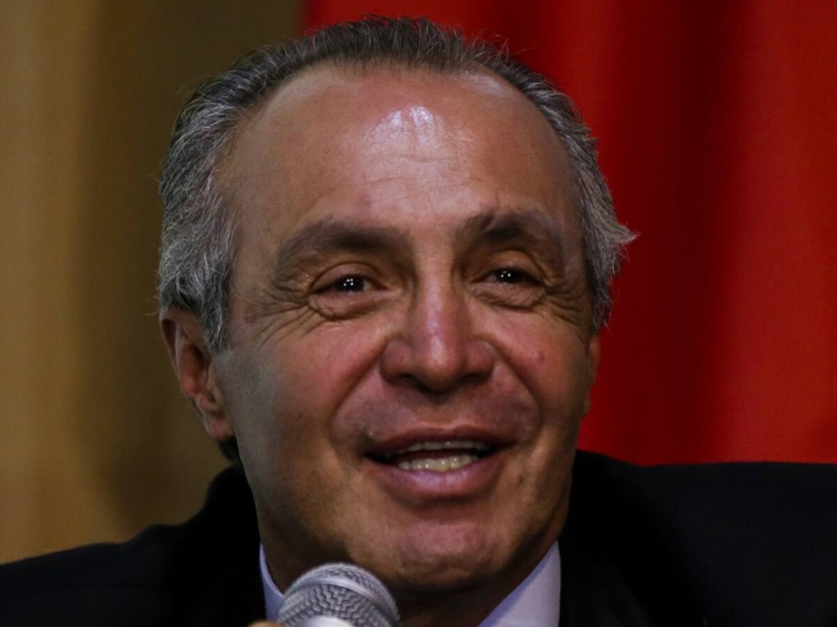 "¿Cómo sostenemos los equipos si no vuelve el fútbol?": Carlos O. Ferreira