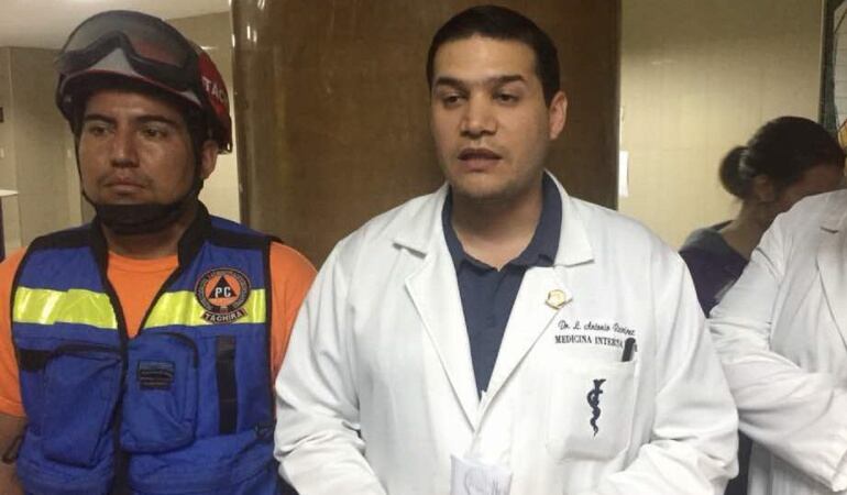 Doctor Luis Ramírez, médico del Hospital Central de San Cristóbal y presidente de la Corporación de Salud del estado Táchira. 