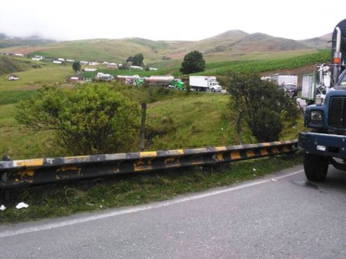Atacada caravana entre Pamplona y Bucaramanga.