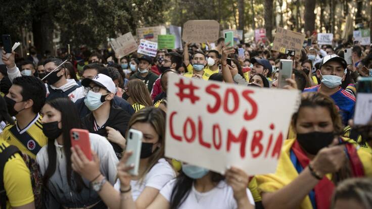 “Infames, los que convocan a la marcha que facilitan el contagio del virus": Burgos