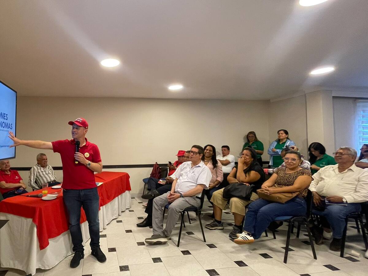 “Debe haber un Gobierno que le apueste a las regiones”: Precandidato Héctor Olimpo