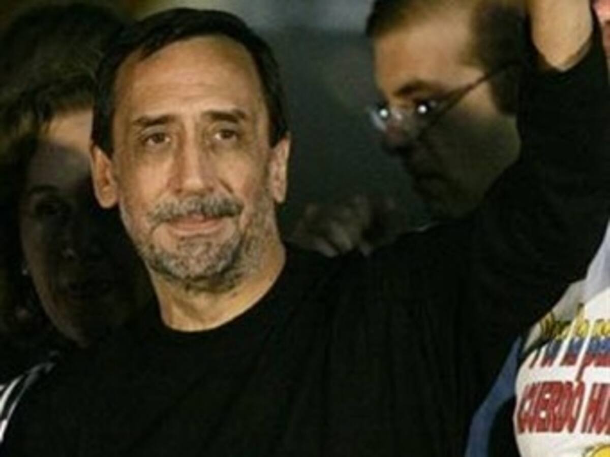 Las Farc están mintiendo sobre los secuestrados: Luis Eladio Pérez