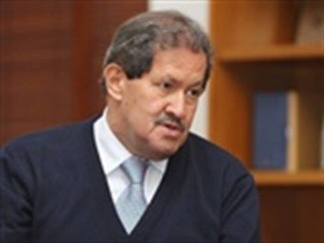 Exvicepresidente Angelino Garzon revela que demandará a exdirector del DAS
