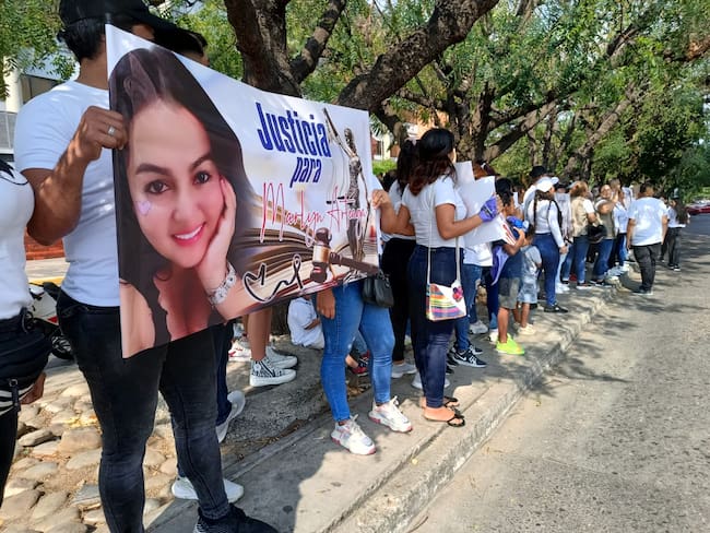 Protesta frente a la Fiscalía en Cúcuta.