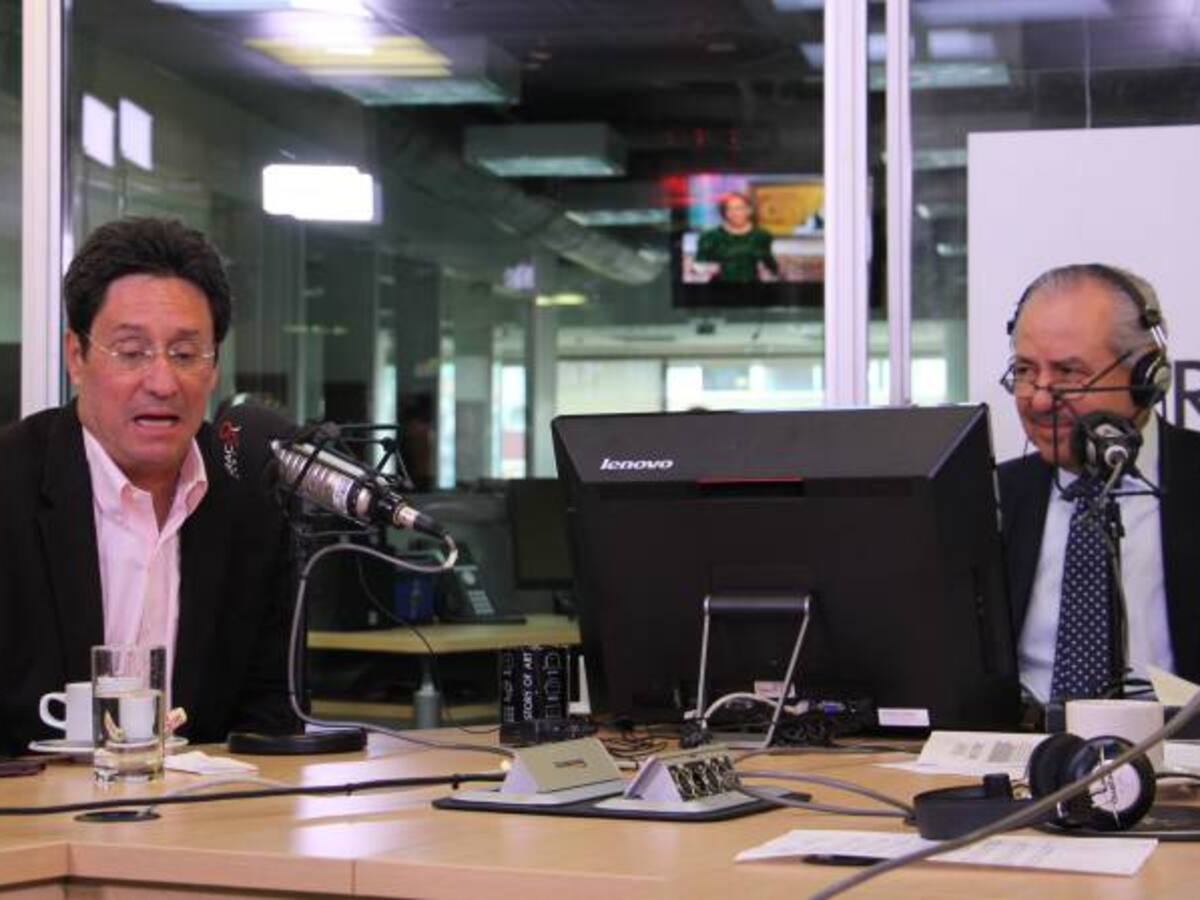 En el 2002 no tenía experiencia gerencial e hicimos muchas cosas, dice Francisco Santos