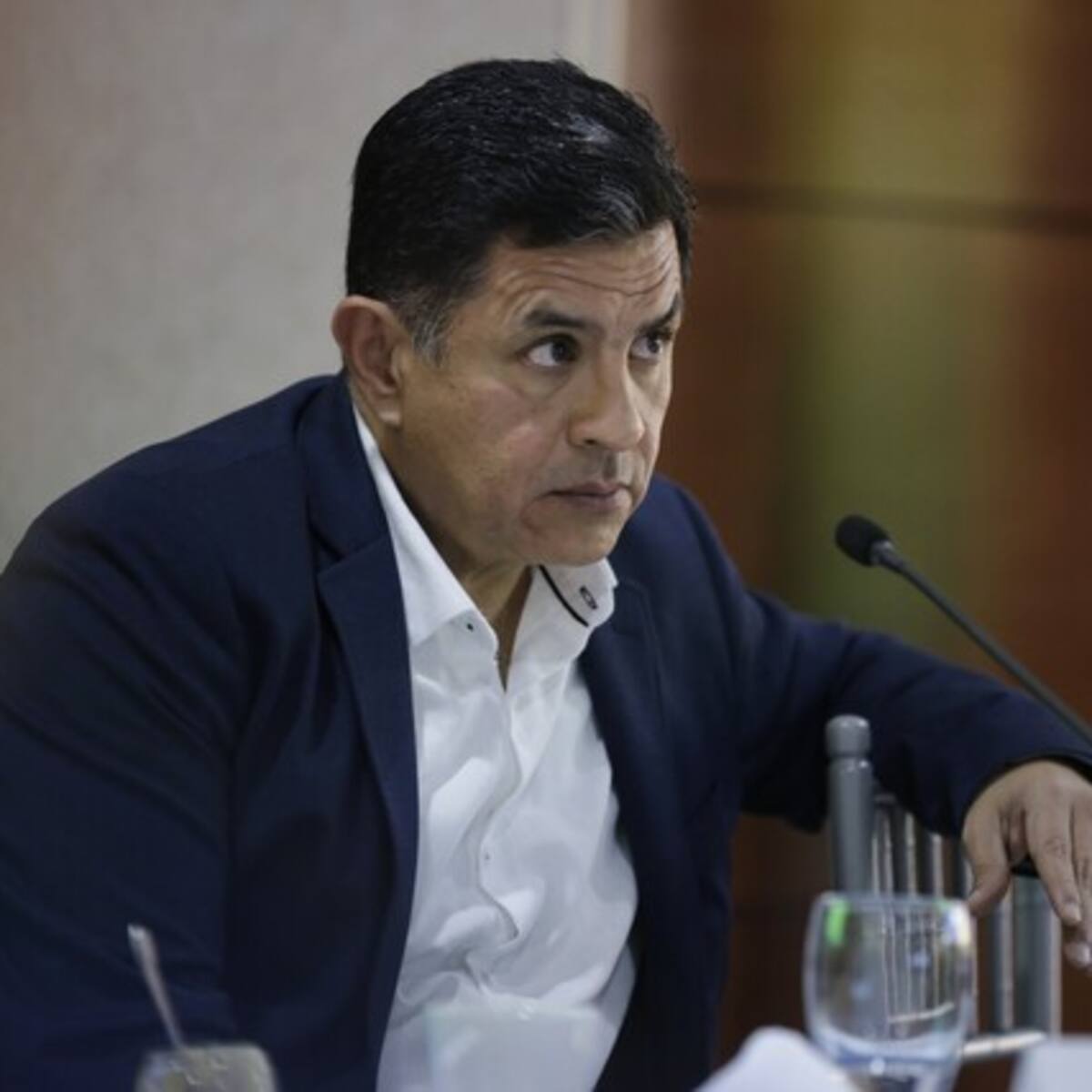 Jorge Iván Ospina denuncia presunta red de corrupción para agilizar pagos a clínicas