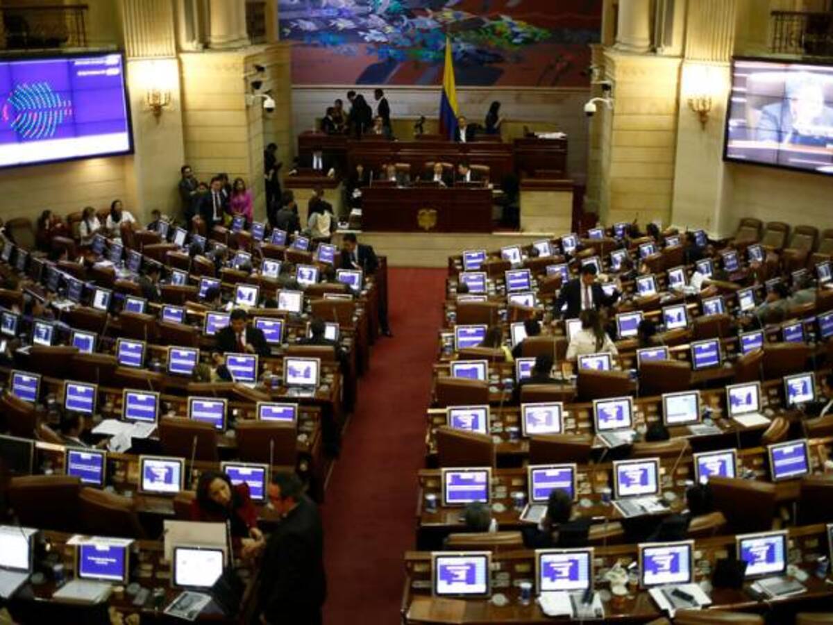 Santos devolvió al Congreso ley que permitía prepagar educación de los hijos con cesantías