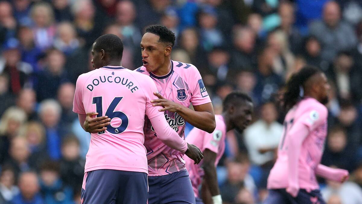 Yerry Mina reapareció con el Everton después de 14 partidos y su equipo goleó de visitante