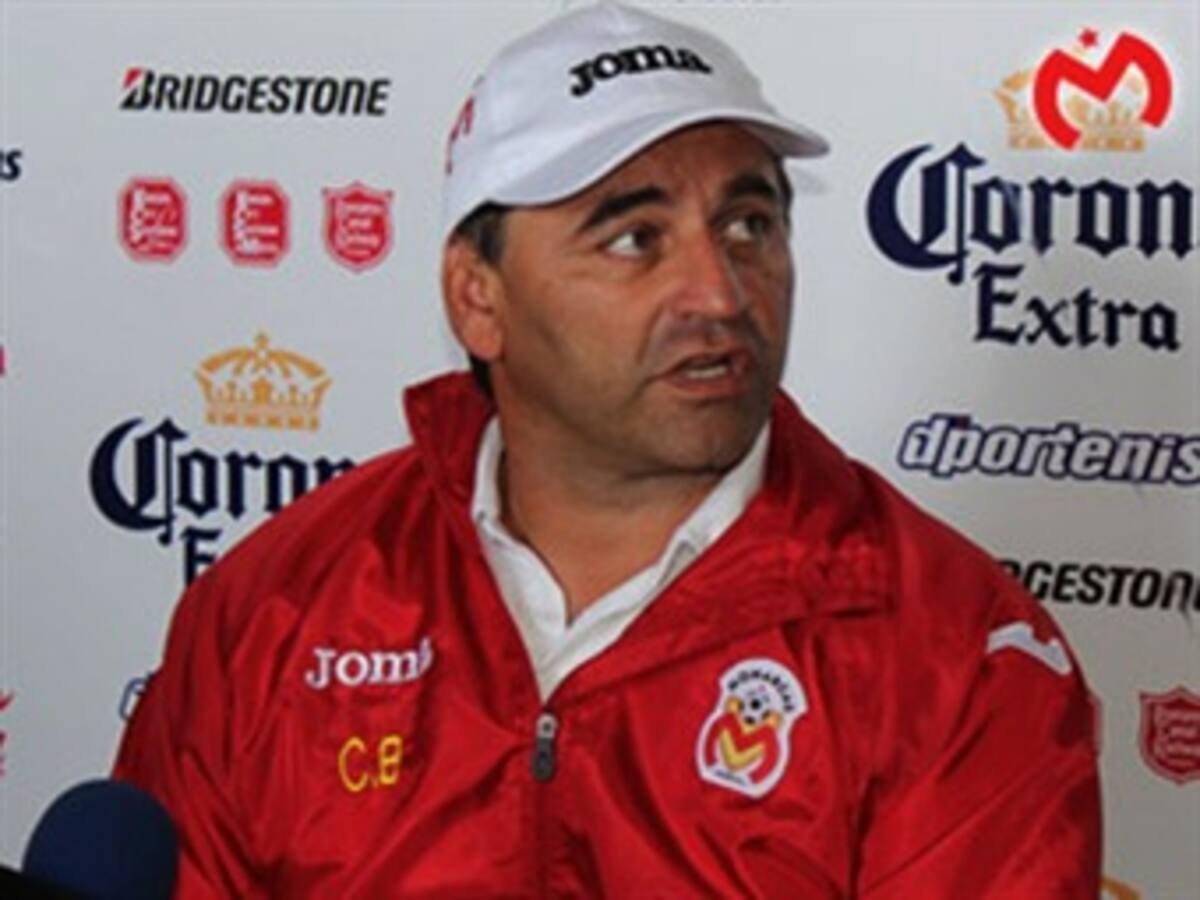 Destituido Carlos Bustos, director técnico del Morelia de México