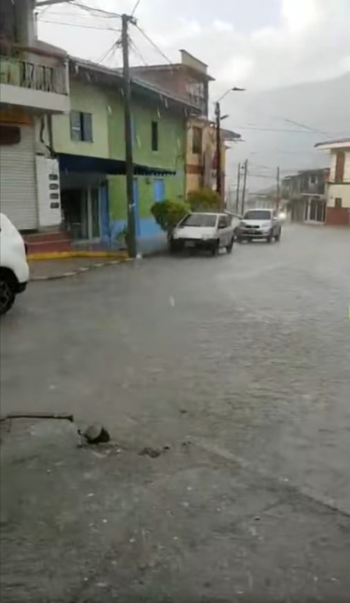 Fuertes lluvias en Pácora, Caldas. Foto: Facebook Pácora al día.