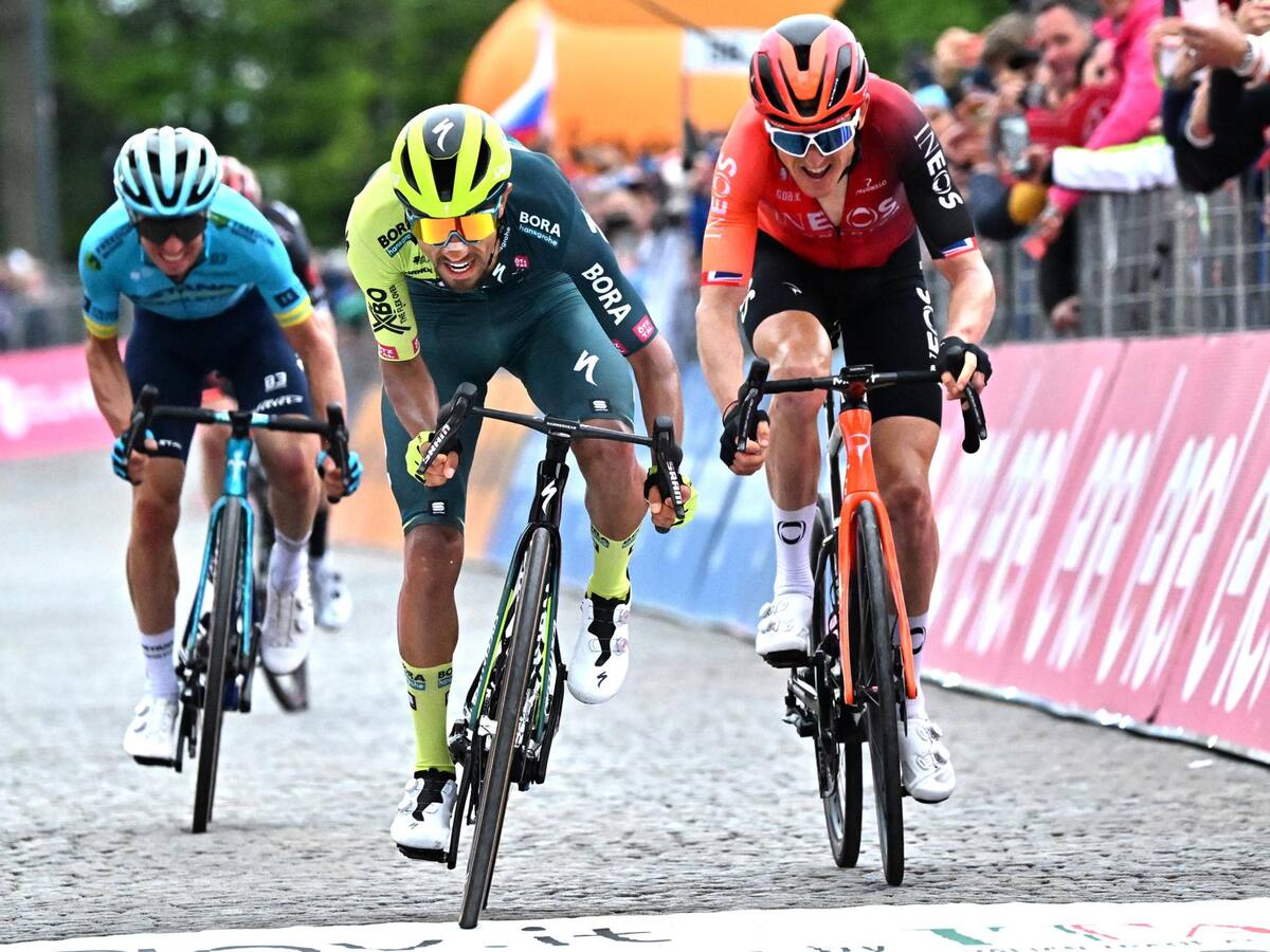 Daniel Martínez tras ingresar al podio del Giro de Italia: “Esto da un golpe de confianza”