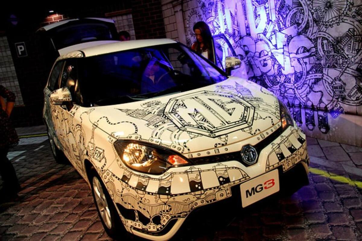 Los amantes de los automóviles se dan cita en Corferias donde se exhiben más de 1000 vehículos con  modelos recientes de las más reconocidas marcas de automóviles a nivel mundial.