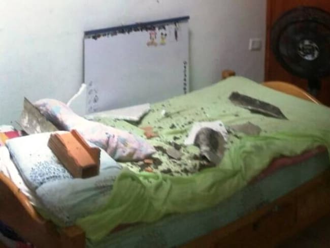 Tres niños resultaron heridos por caída de material de una construcción en Cartagena
