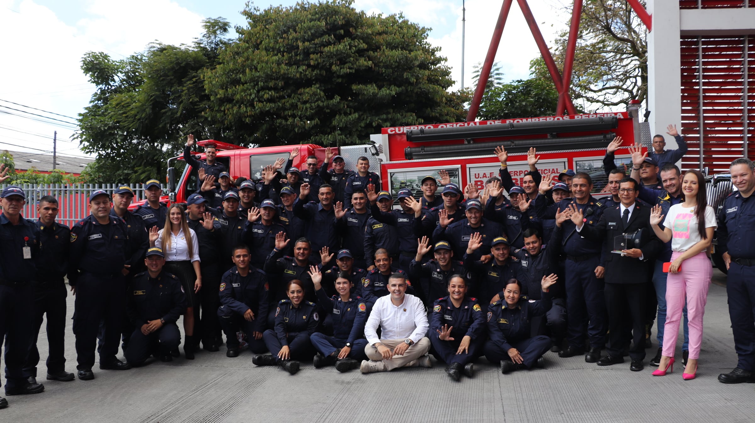 Dotación para el Cuerpo de Bomberos de Pereira - Foto: Colprensa